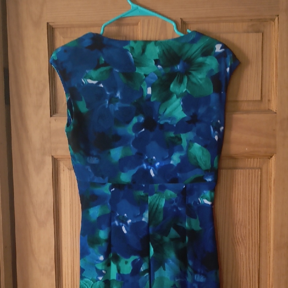 Lauren Ralph Lauren Blue and Green Floral Midi Dress - Picture 7 of 8